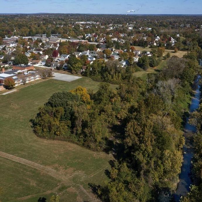 Missouri school to close after radioactive waste report